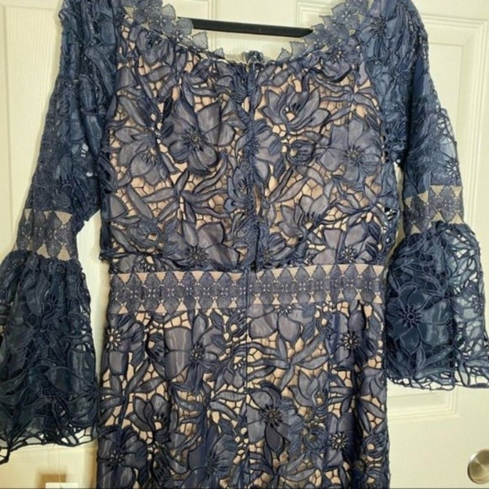 NWT Tadashi Shoji Navy Blue Nude Lace Off The Shoulder Maxi Dress Gown Size 10 - Picture 6 of 12